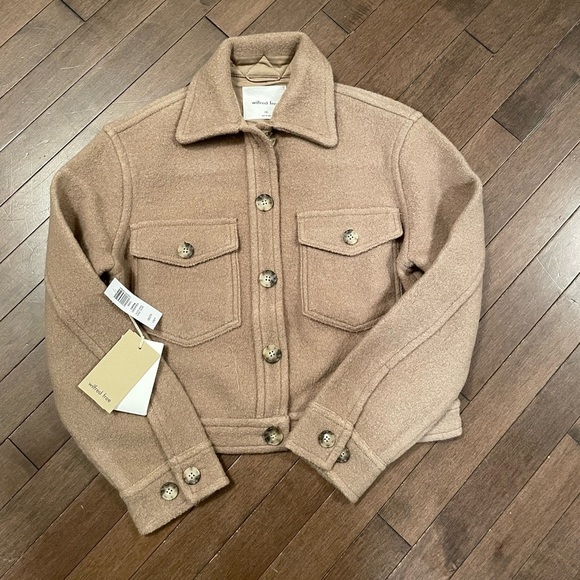 Wilfred Jackets & Blazers - NWT Wilfred Ganna Cropped jacket in Taupe Baige colour sold out online size L